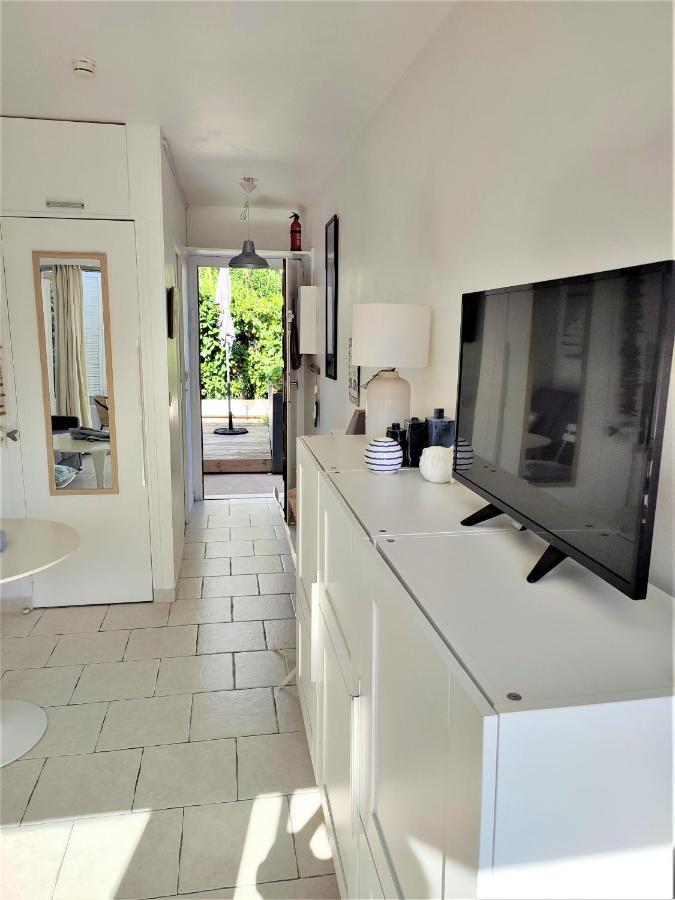 Studio Golfe Juan, Plages, Parking, Climatisation Apartment Vallauris Bagian luar foto